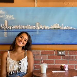 Meet your Posher, Nitika